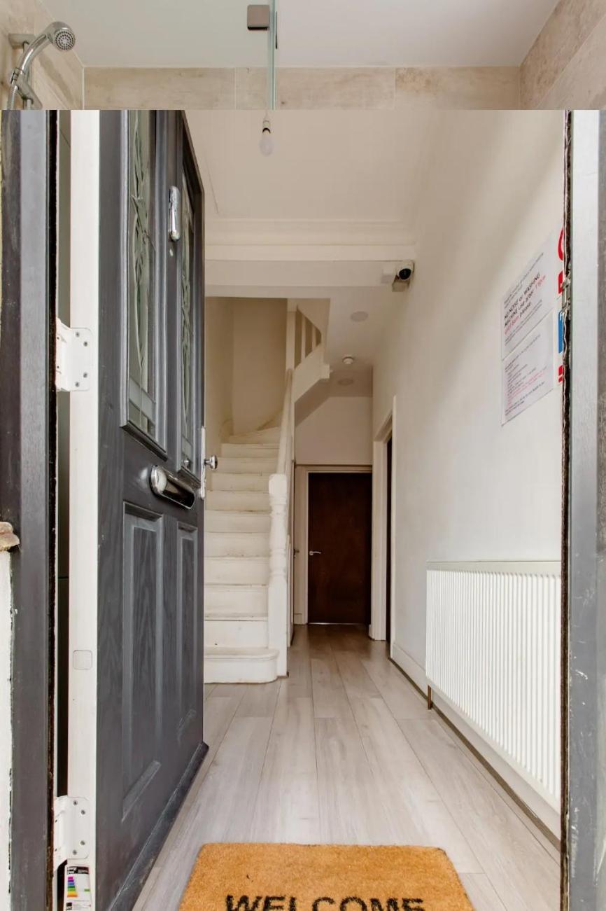 Double Room Edmonton Green, London N9 Dış mekan fotoğraf